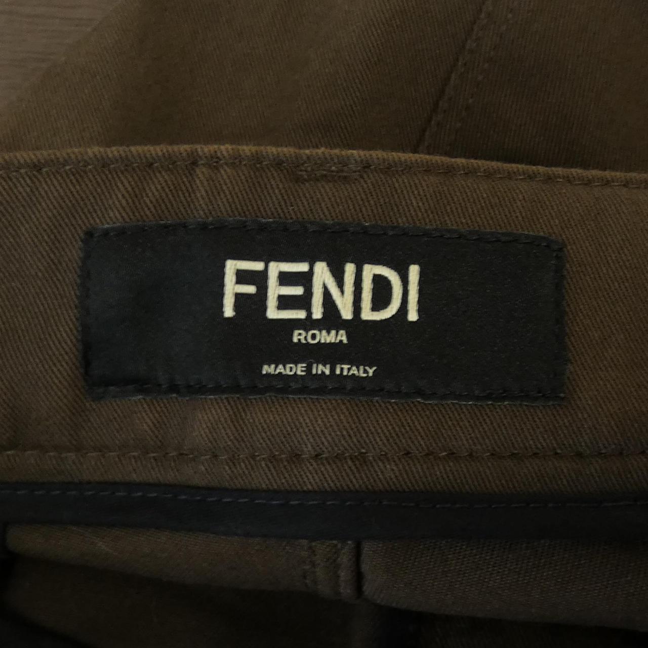 フェンディ FB0822 AM7W パンツ