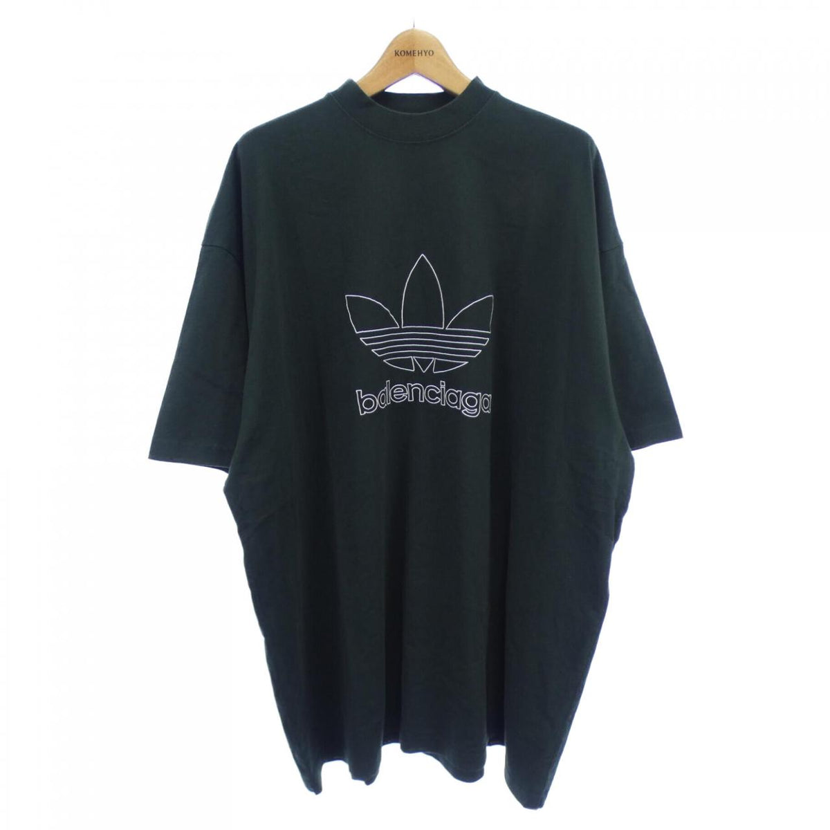 バレンシアガ Tシャツ