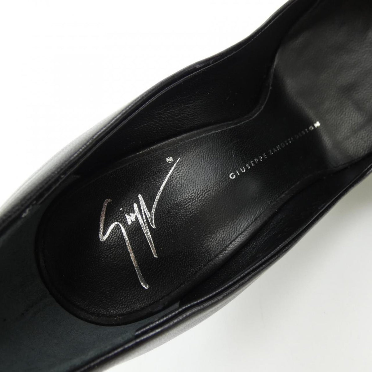 ジュゼッペザノッティ レザーパンプス