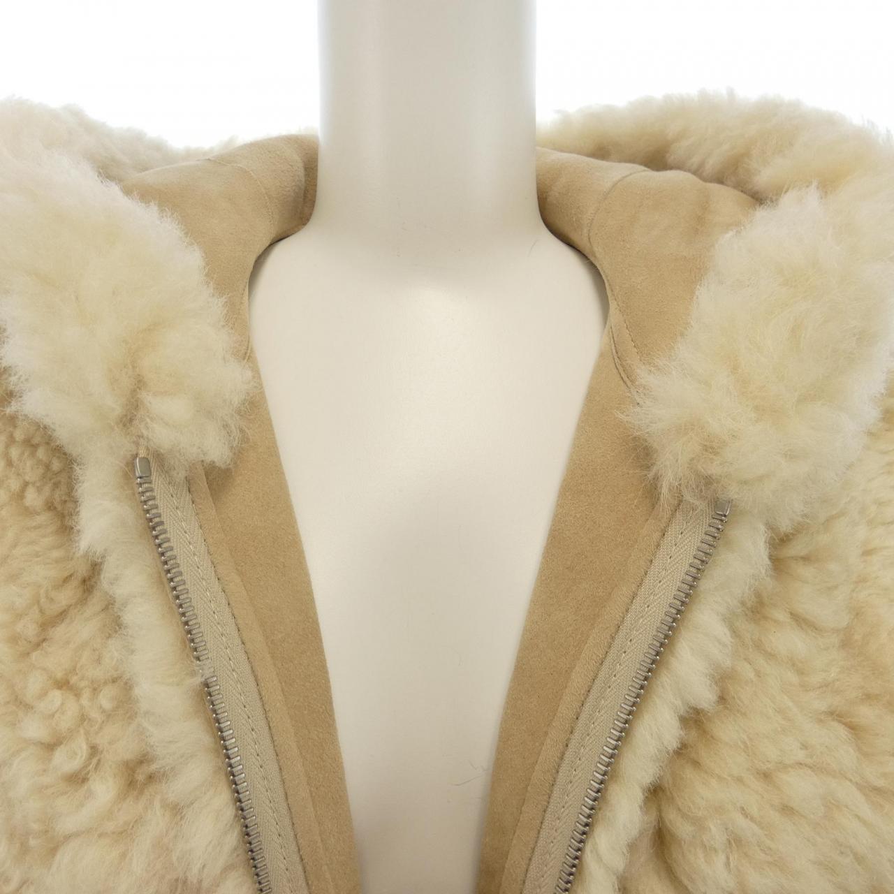 セリーヌ 2E372288F ムートンベスト