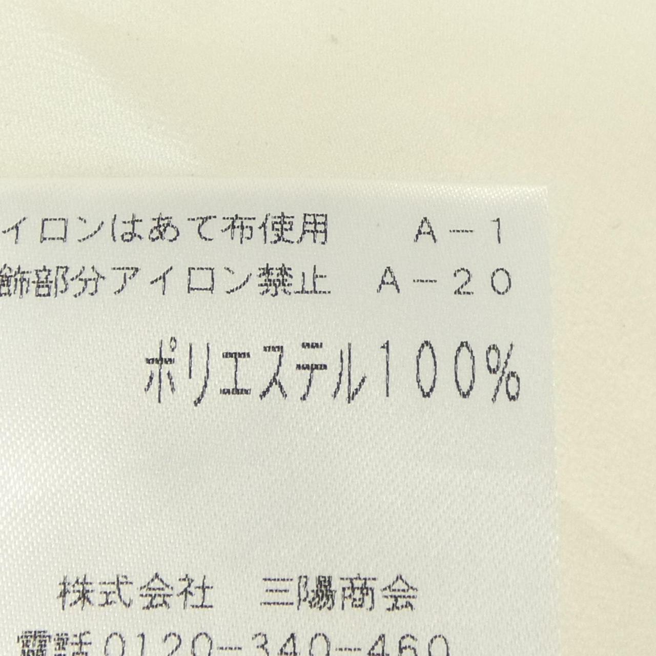 アマカ トップス