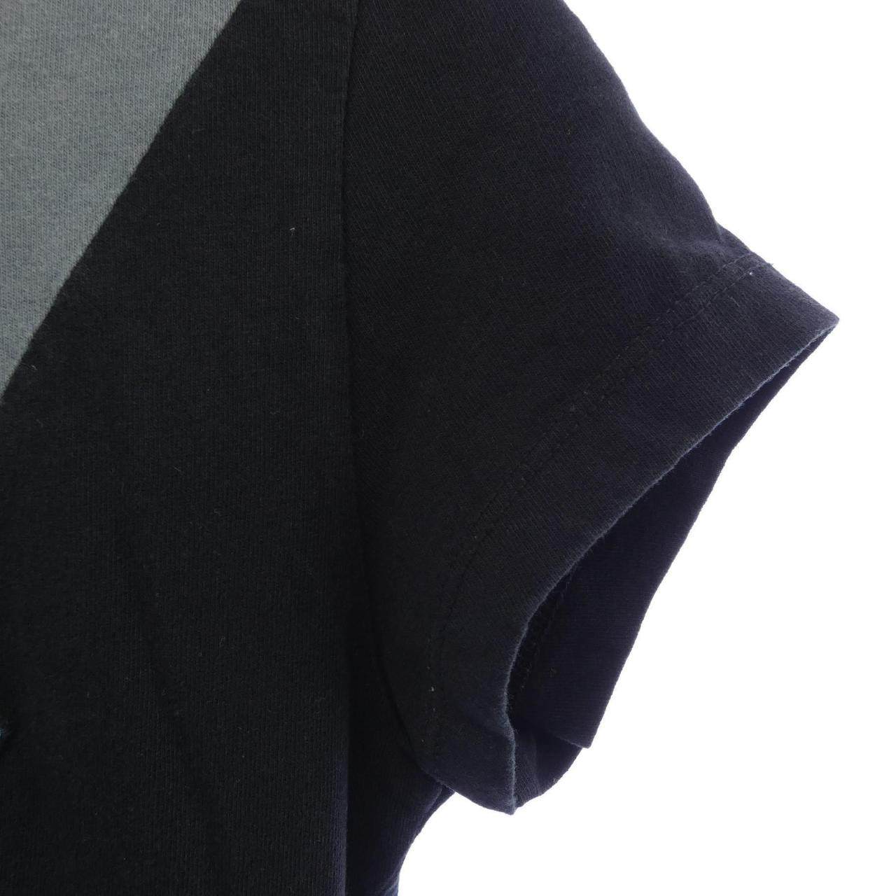 オフホワイト Tシャツ