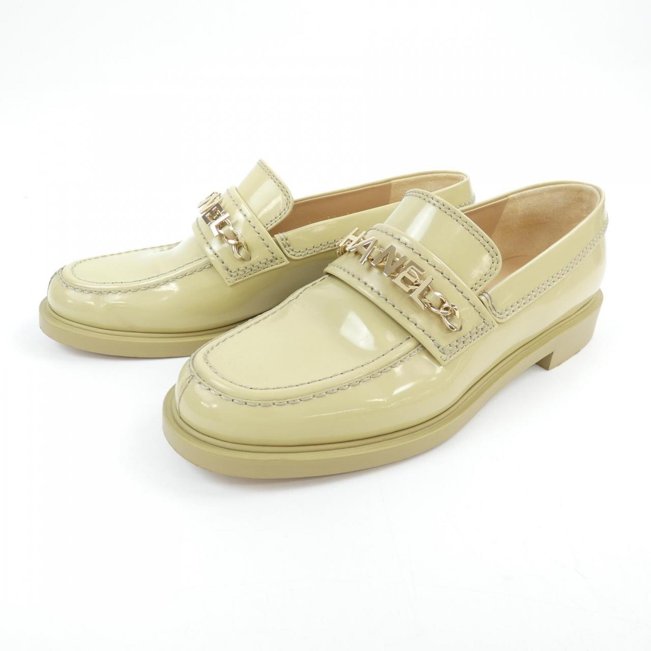 シャネル LOAFERS シャイニーカーフスキンローファー