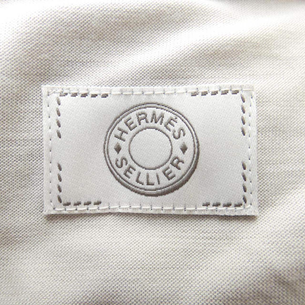 エルメス クルードセル セリエ Tシャツ
