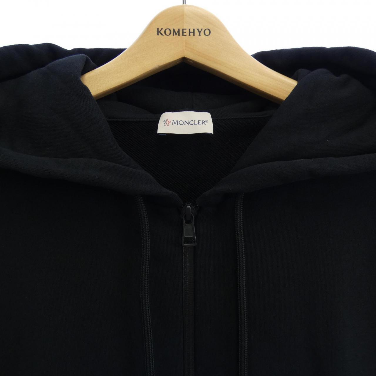 モンクレール F10918G50400 フーディー