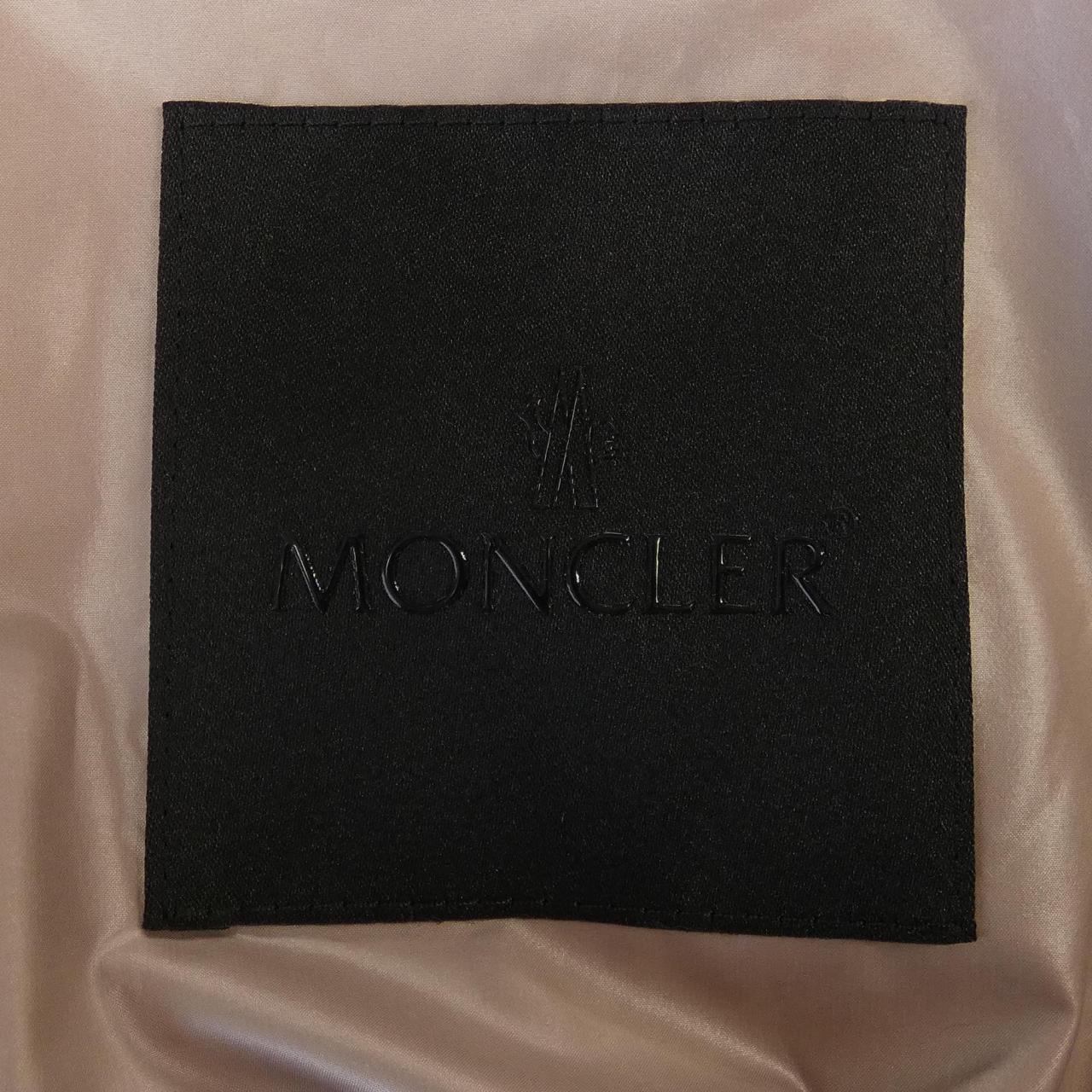 モンクレール AUXONNE ジャケット
