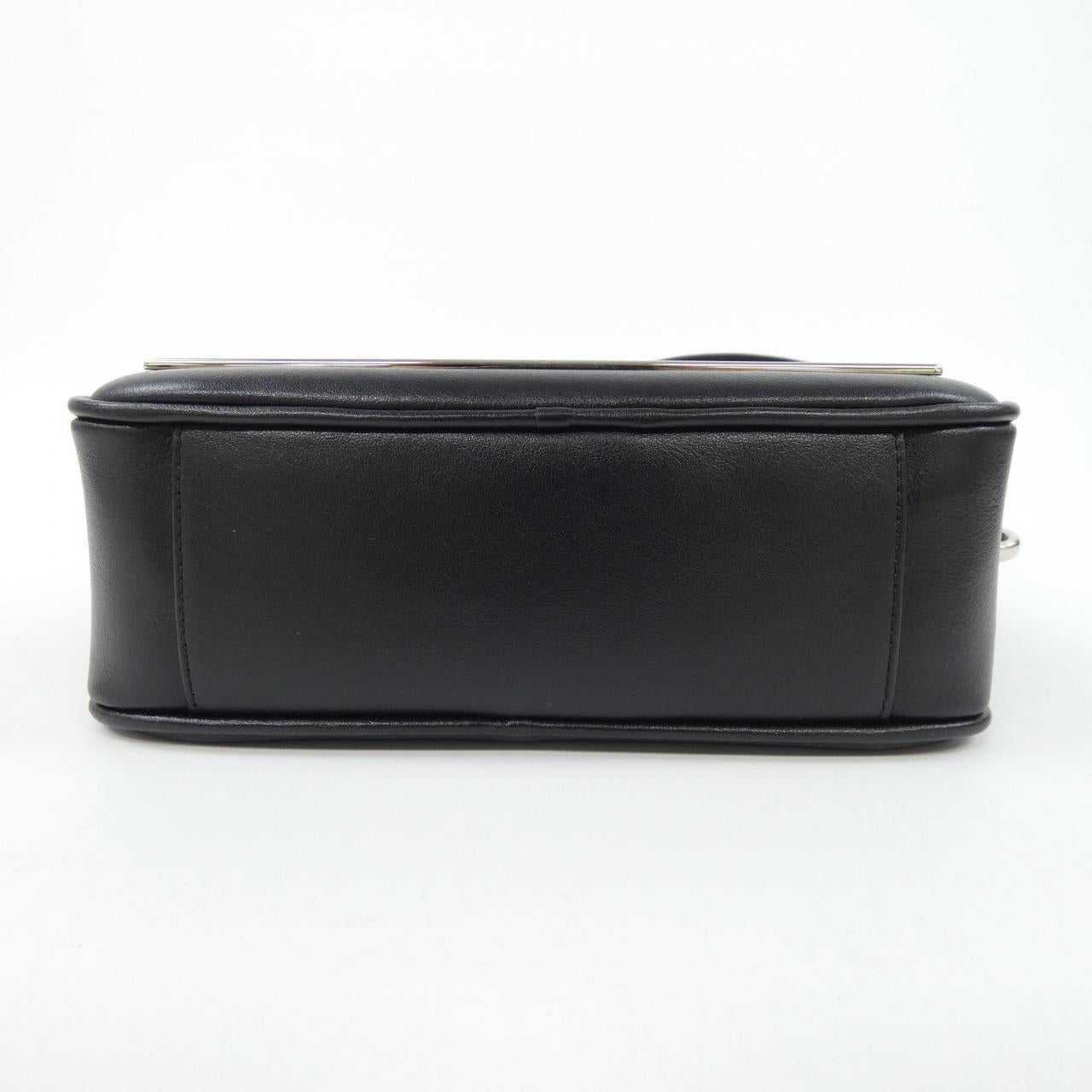 ロジェ ヴィヴィエ バッグ