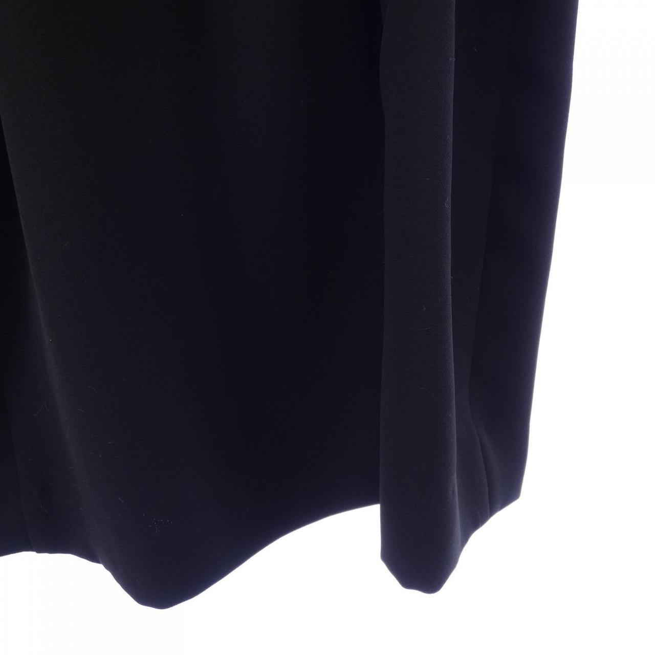 アキラナカ スカート