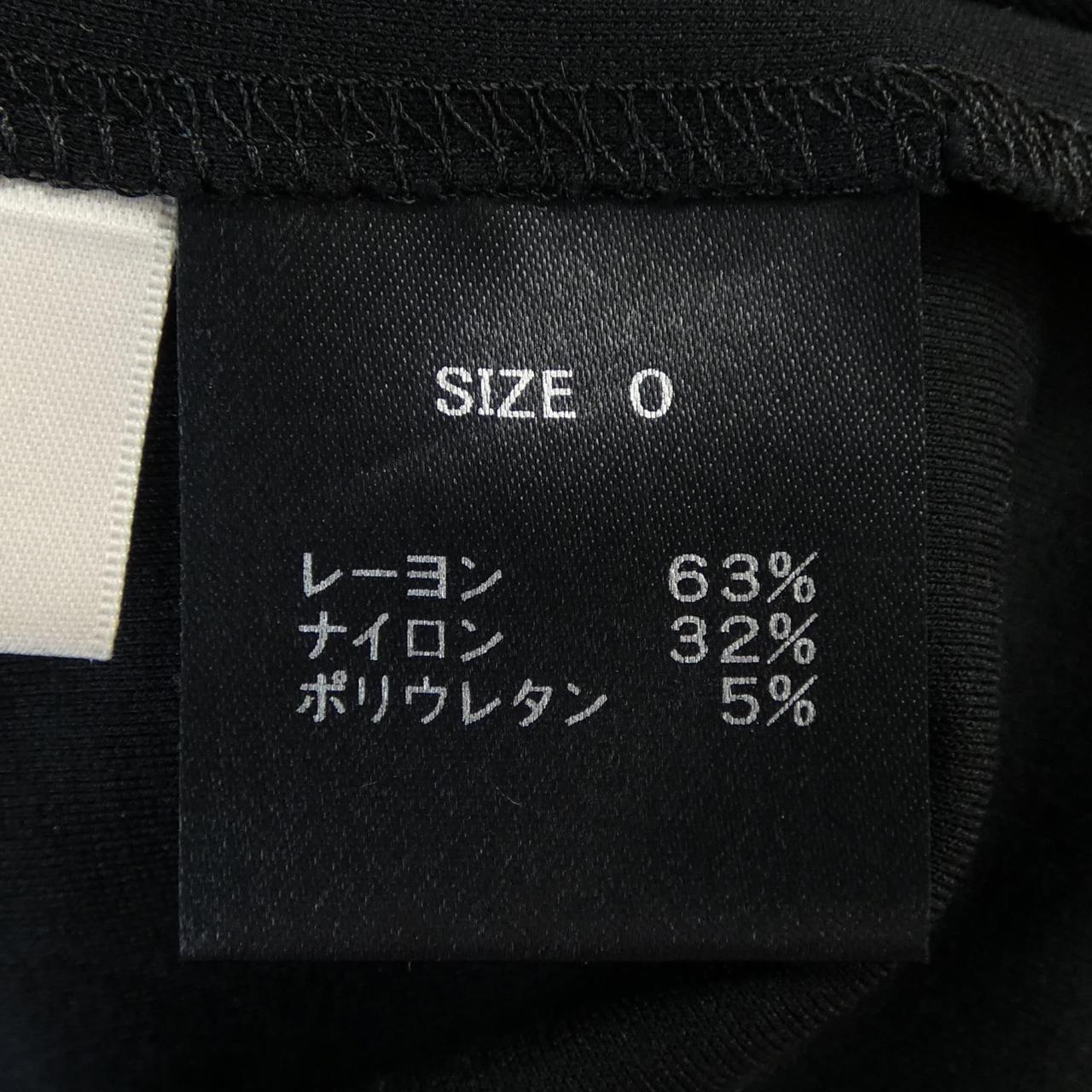 シーニュ トップス