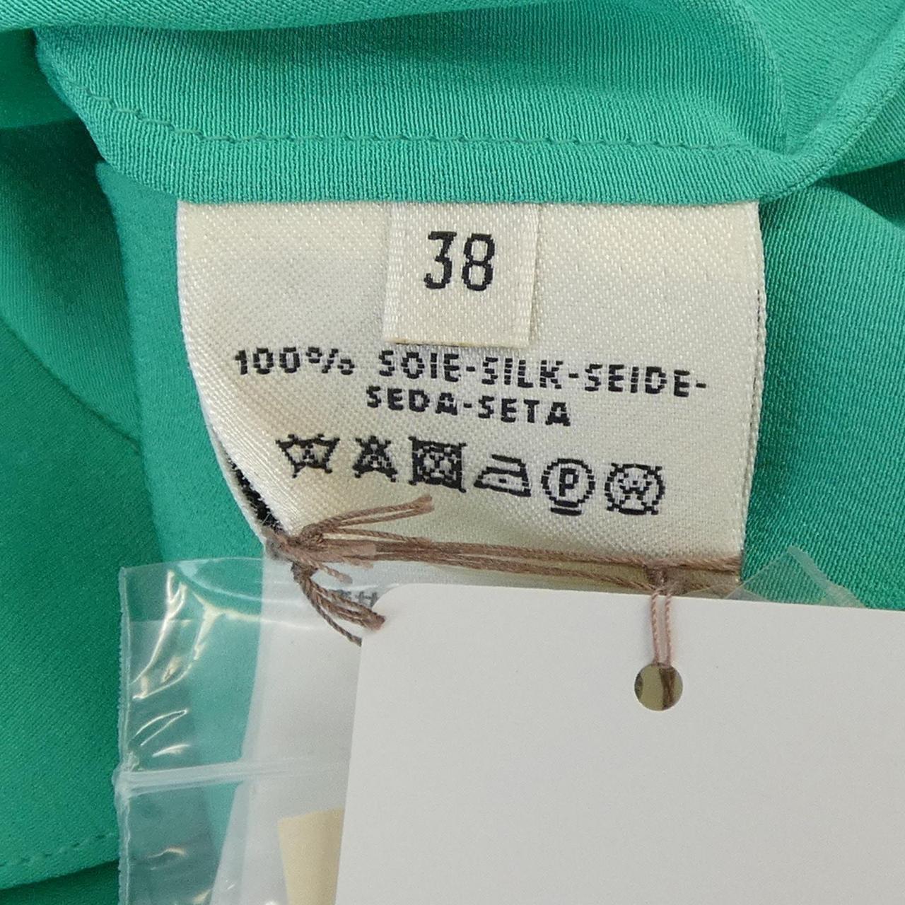 エルメス シルクトップス