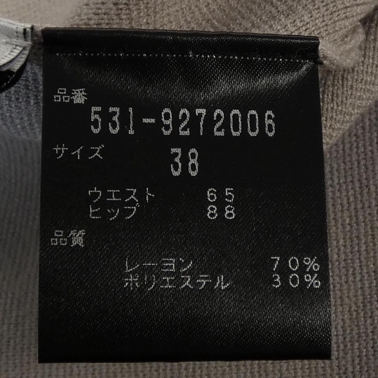 アドーア スカート