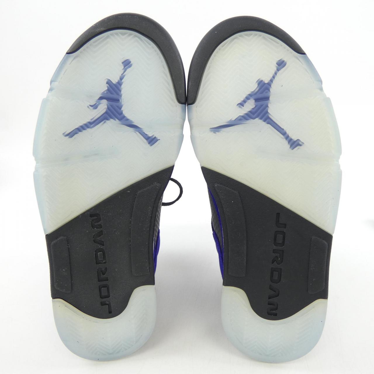 ナイキエアジョーダンスニーカー