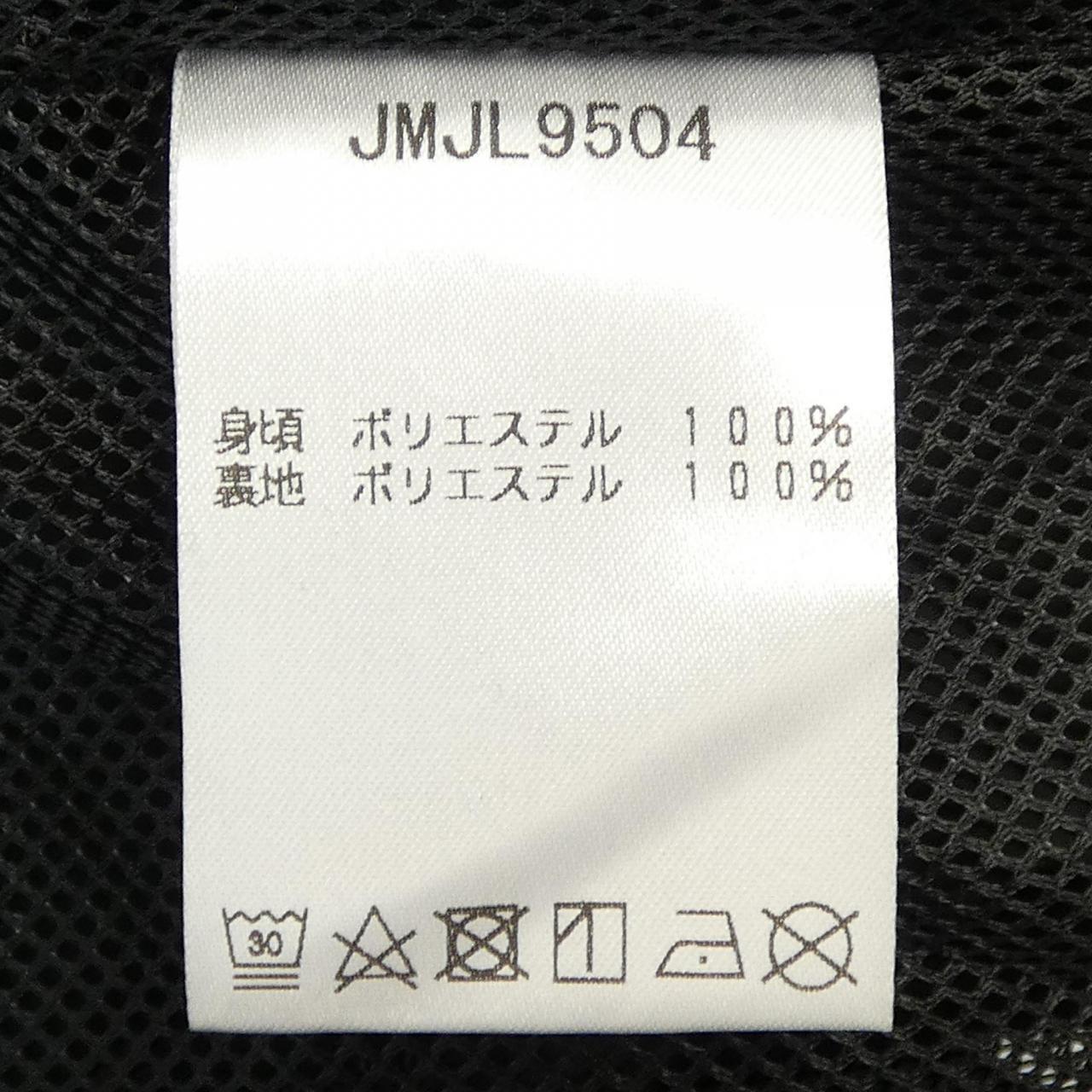 ニューバランス ブルゾン