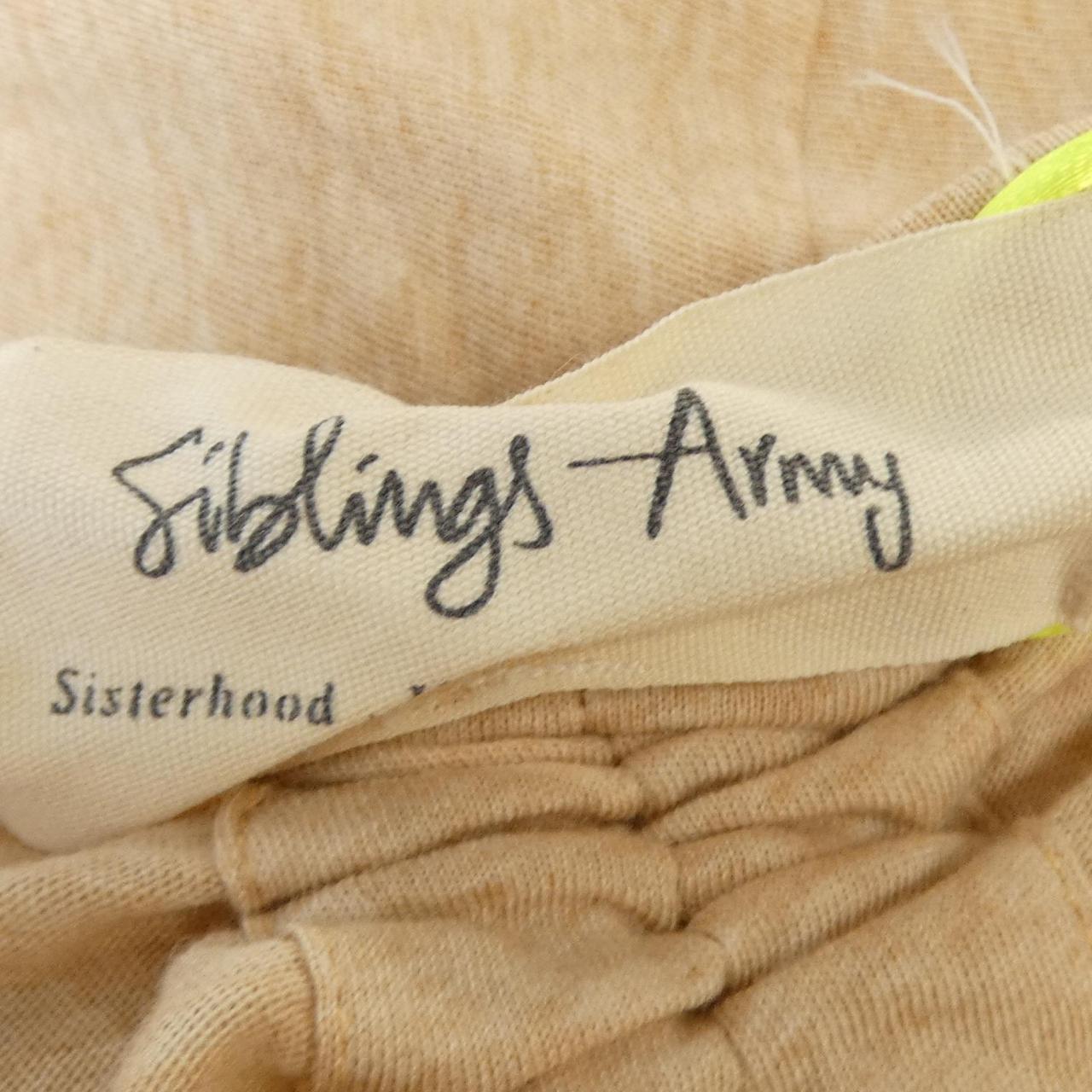 SIBLINGSARMY LOTTAポンチョ