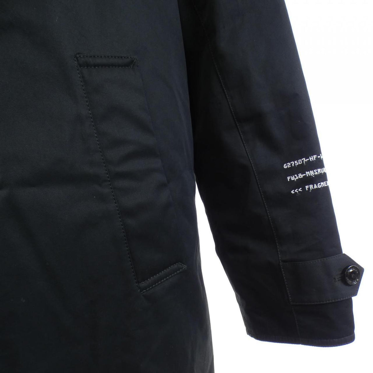 モンクレールジーニアス FRAGMENT HIROSHI FUJIWARA VALLOR ダウンコート