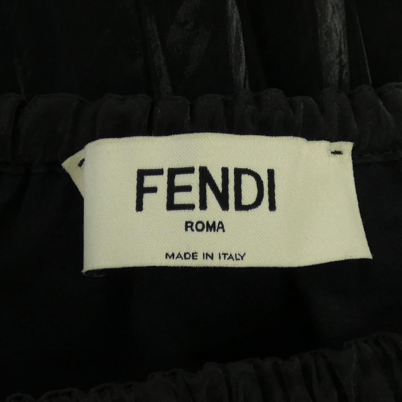 フェンディ スカート