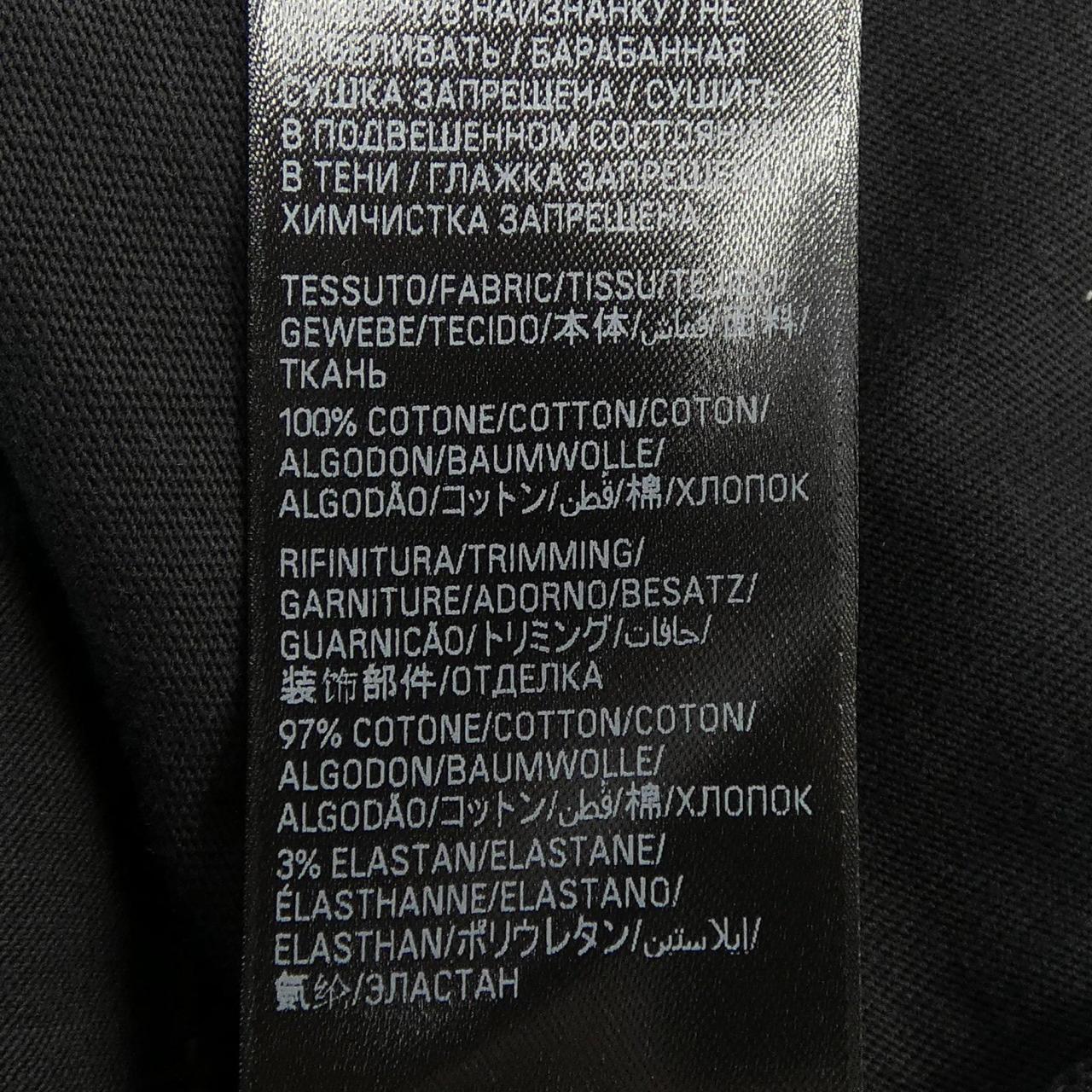 バレンシアガ Tシャツ