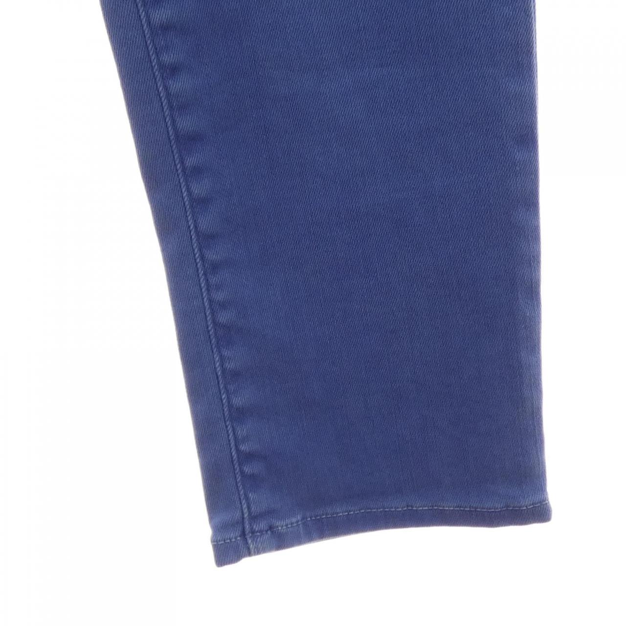 ヤコブコーエン ジーンズ
