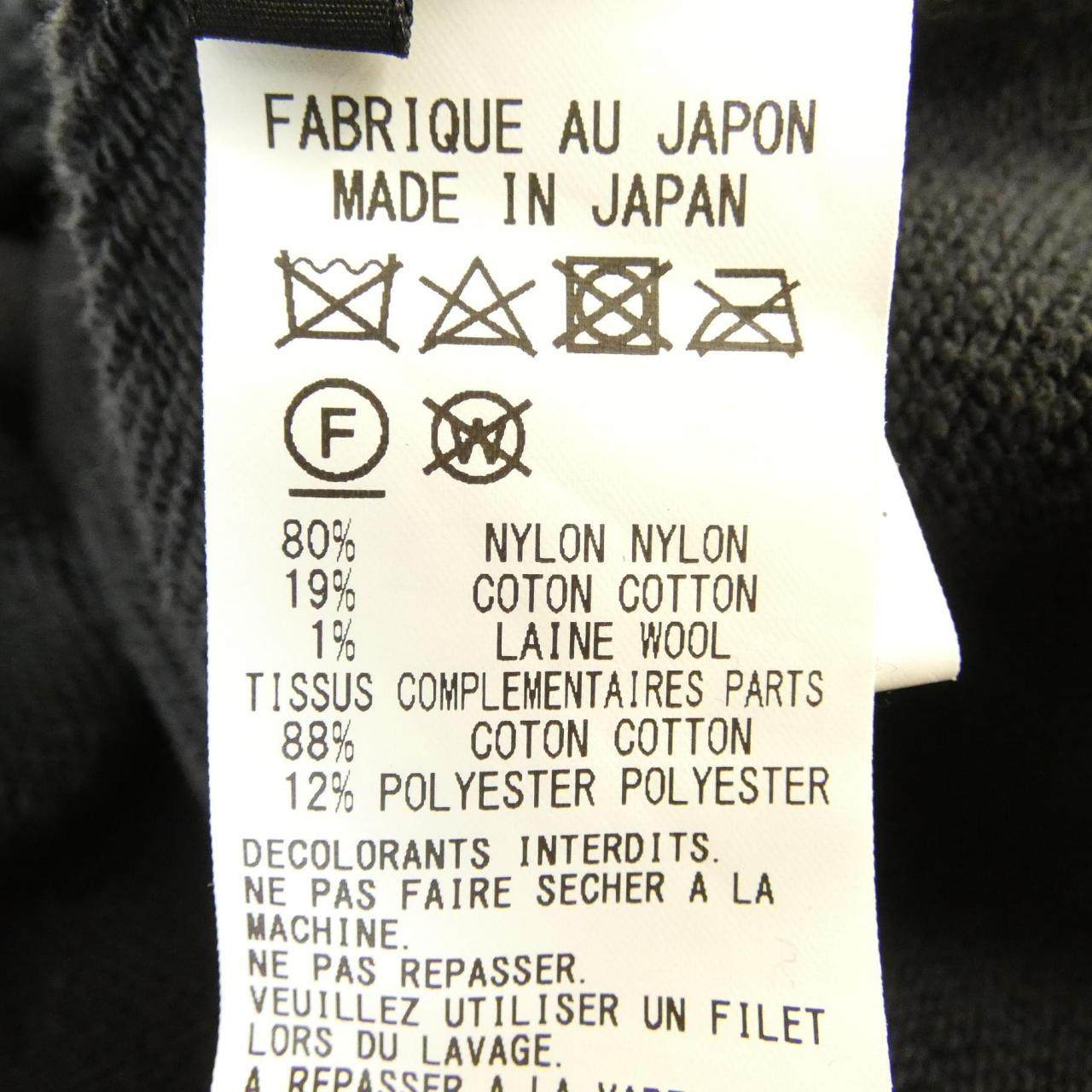 ワイズ トップス