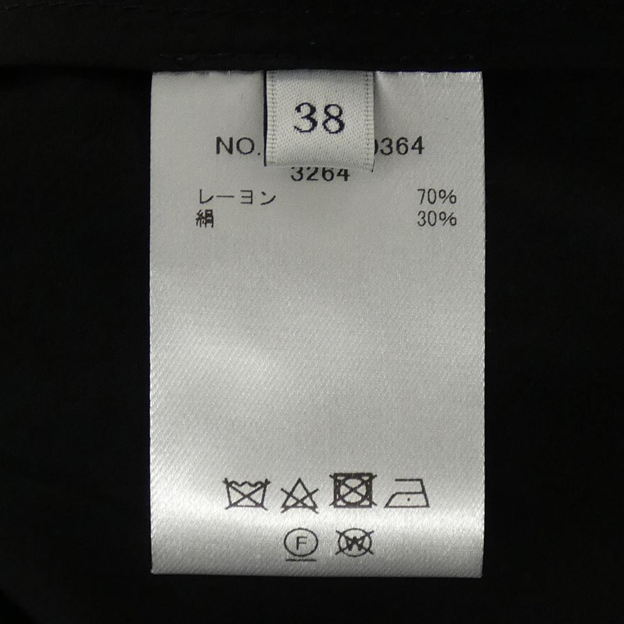 エブール トップス