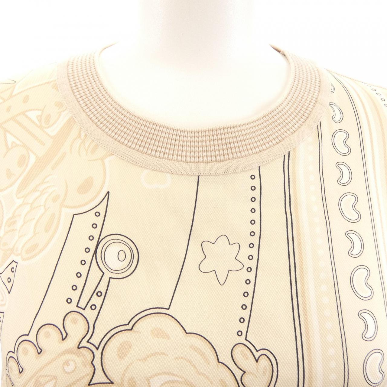 エルメス CANDY LIBRIS BANDANA シルクトップス