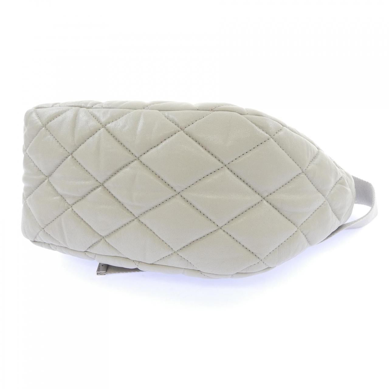バーバリー SHIELD QUILTED ショルダーバッグ