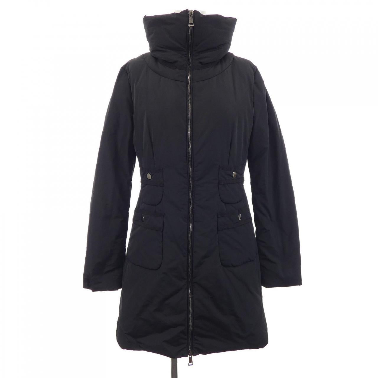 モンクレール BEYNAC ダウンジャケット