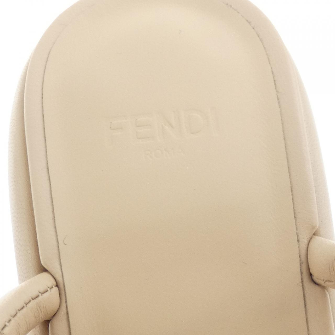 フェンディ レザーサンダル