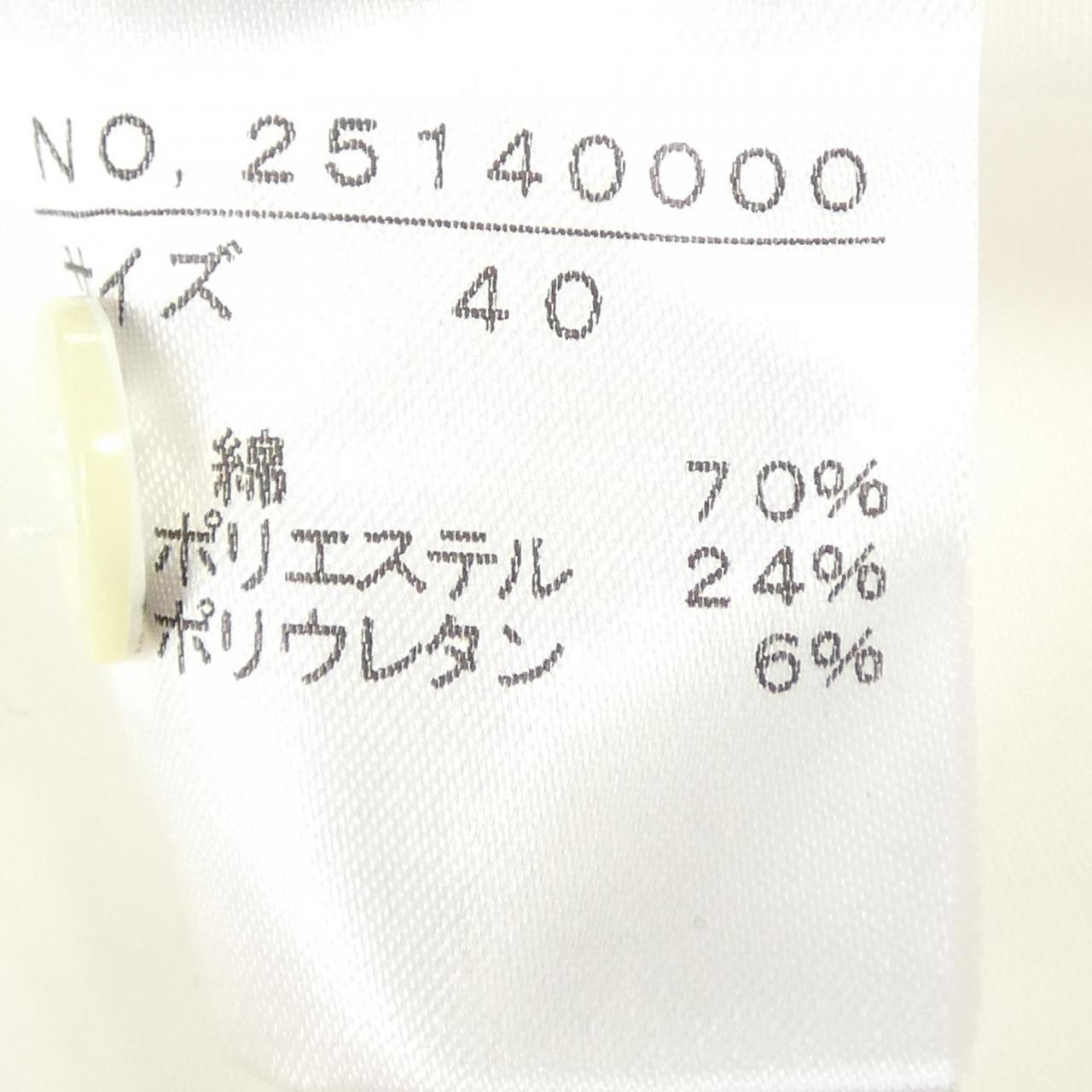 デュアルビューブラウス