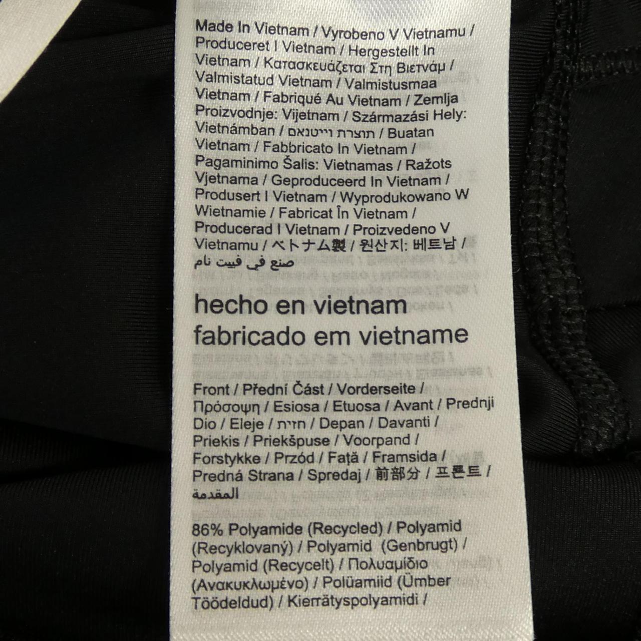 オン ショートパンツ