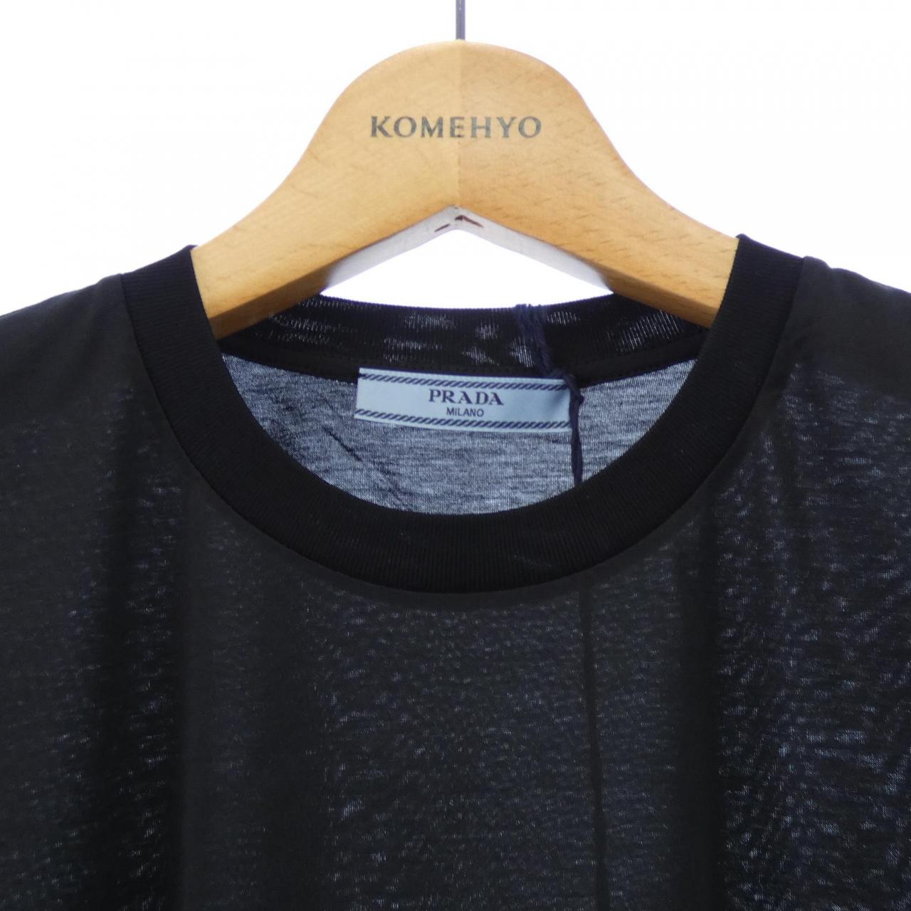 プラダ Tシャツ