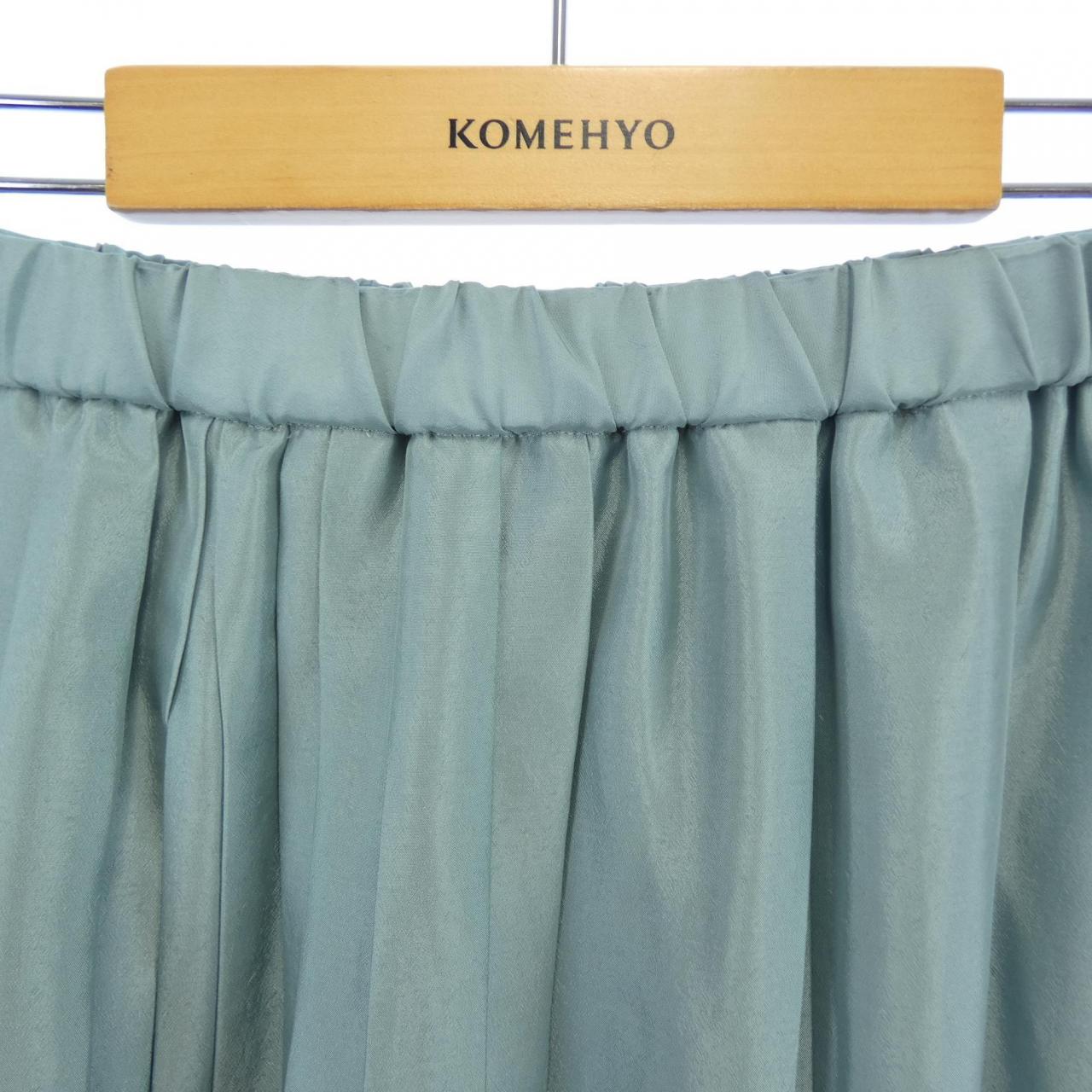 ニジュウサンク ミモレ丈スカート