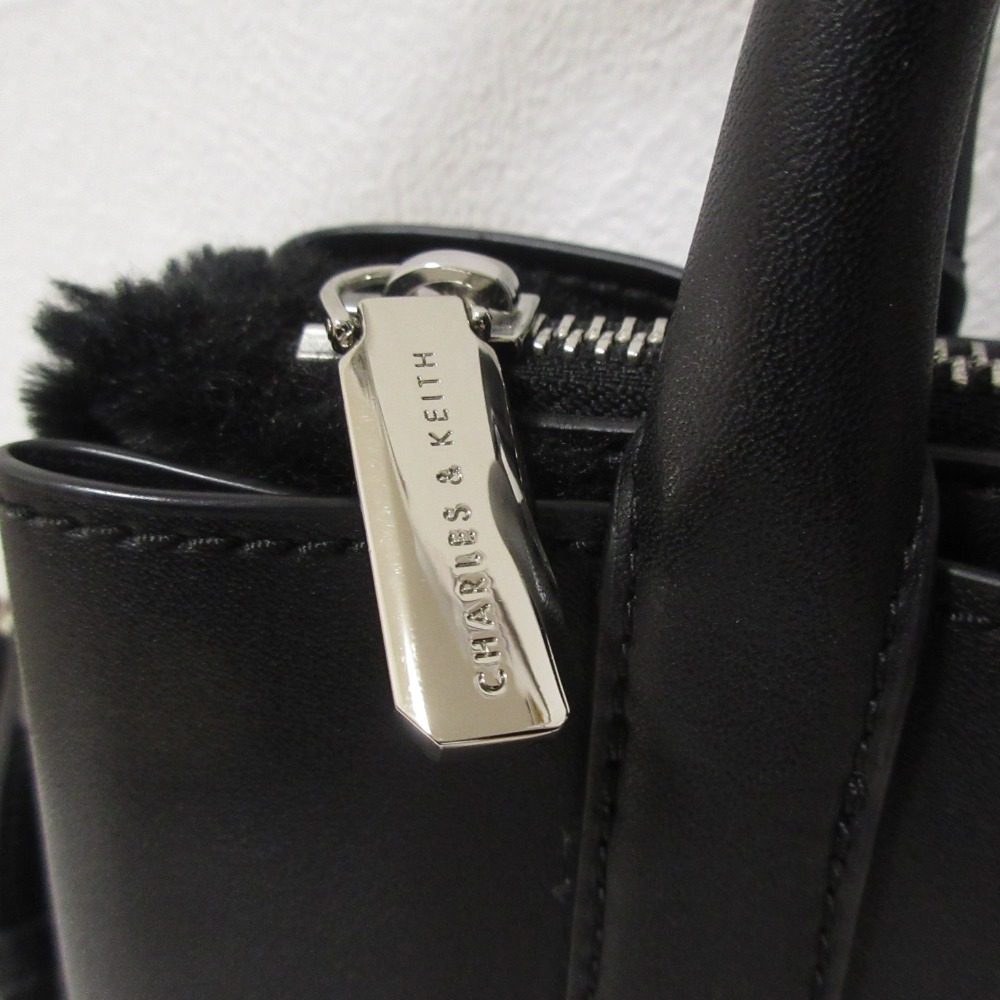 CHARLES & KEITH レザー 2way ハンドバッグ