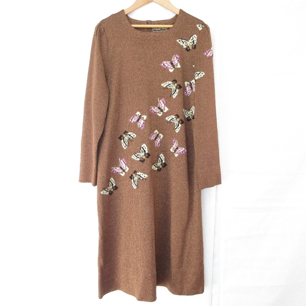 トヨコサイトウ 蝶々刺繍ニットワンピース