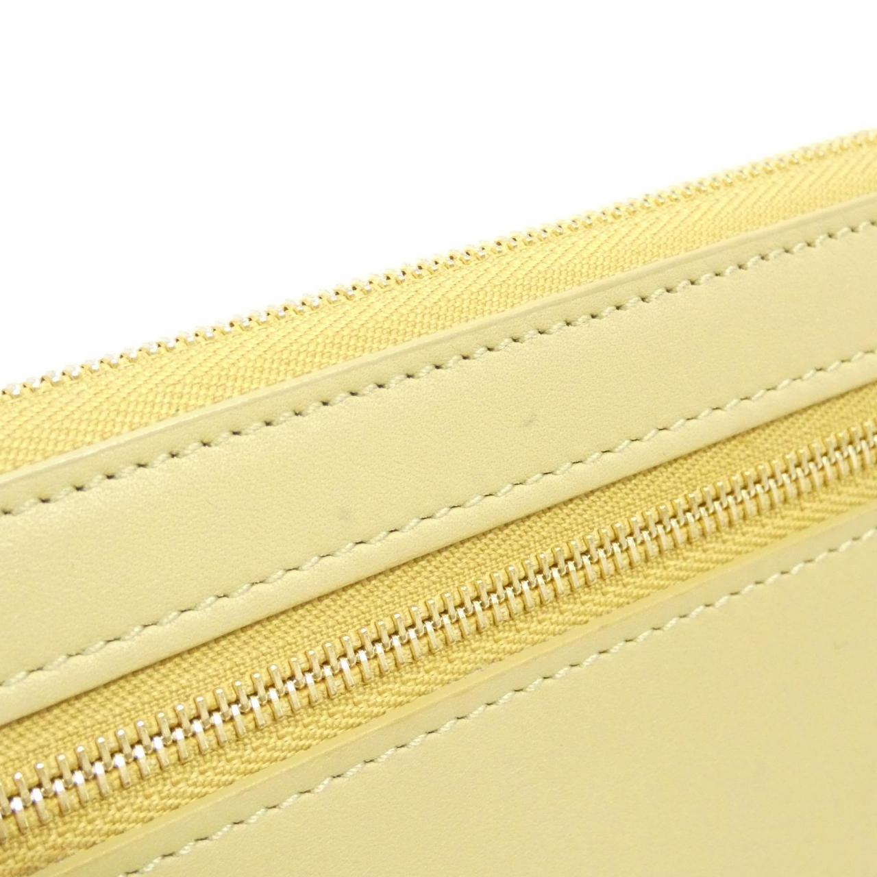 ロエベ CEM1G39X01 カーフ 長財布