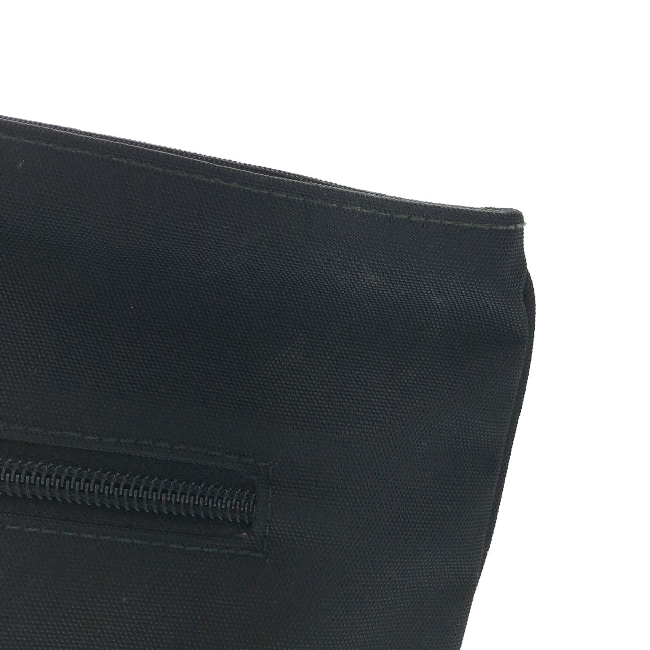 バレンシアガ EXPLORER POUCH ナイロン クラッチバッグ