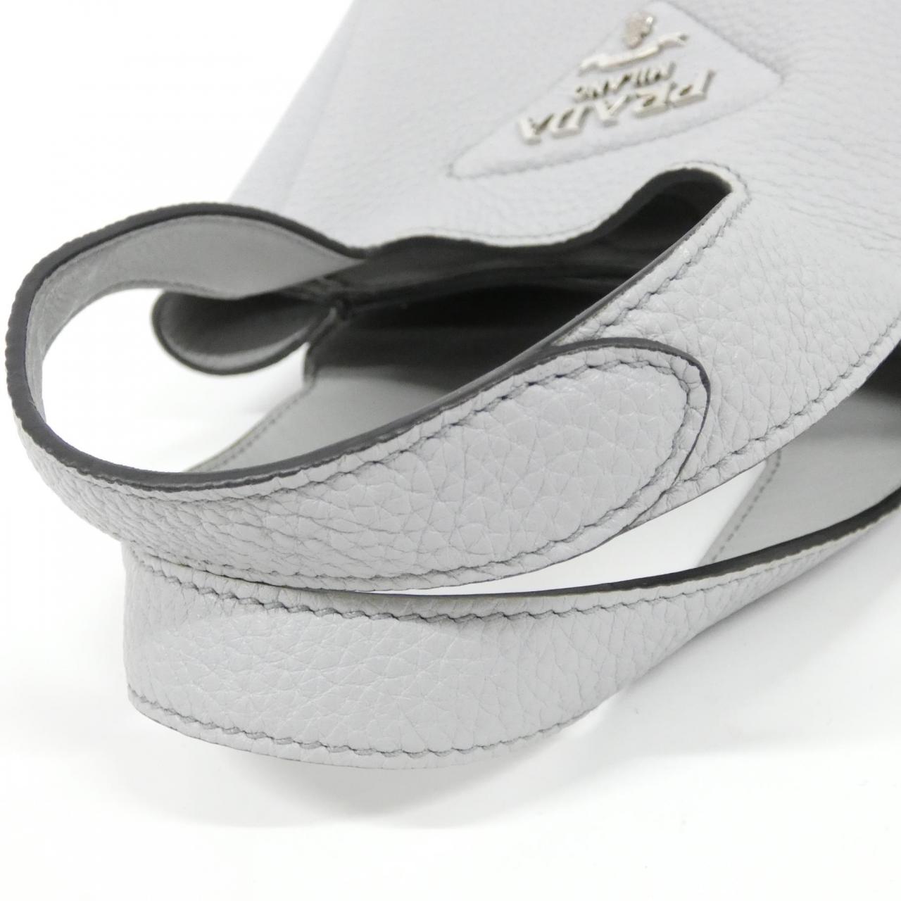 プラダ VIT.DAINO SOFT バッグ