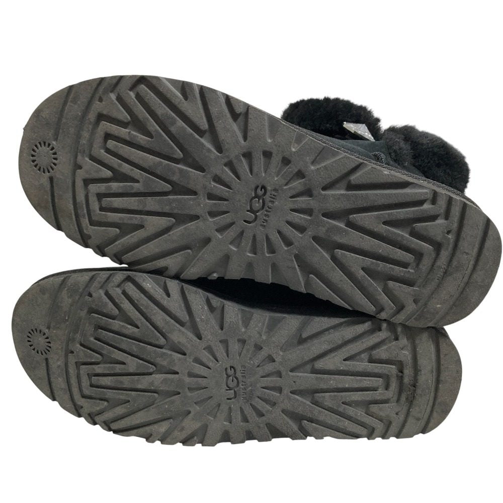 アグ ベイリーボタンブリング ムートンブーツ