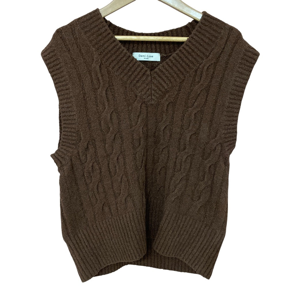 デミルクスビームス ブークレーケーブル編みニットベスト