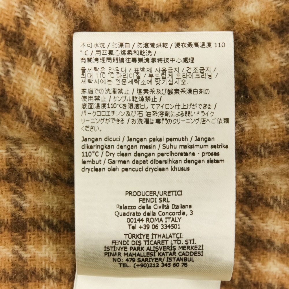 フェンディ ウールブレンドフード付きケープ
