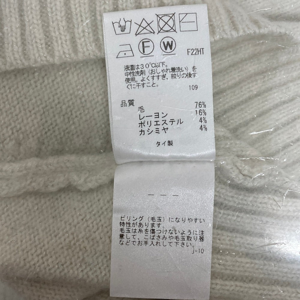 アンフィーロ カシミヤブレンドハイネックニット