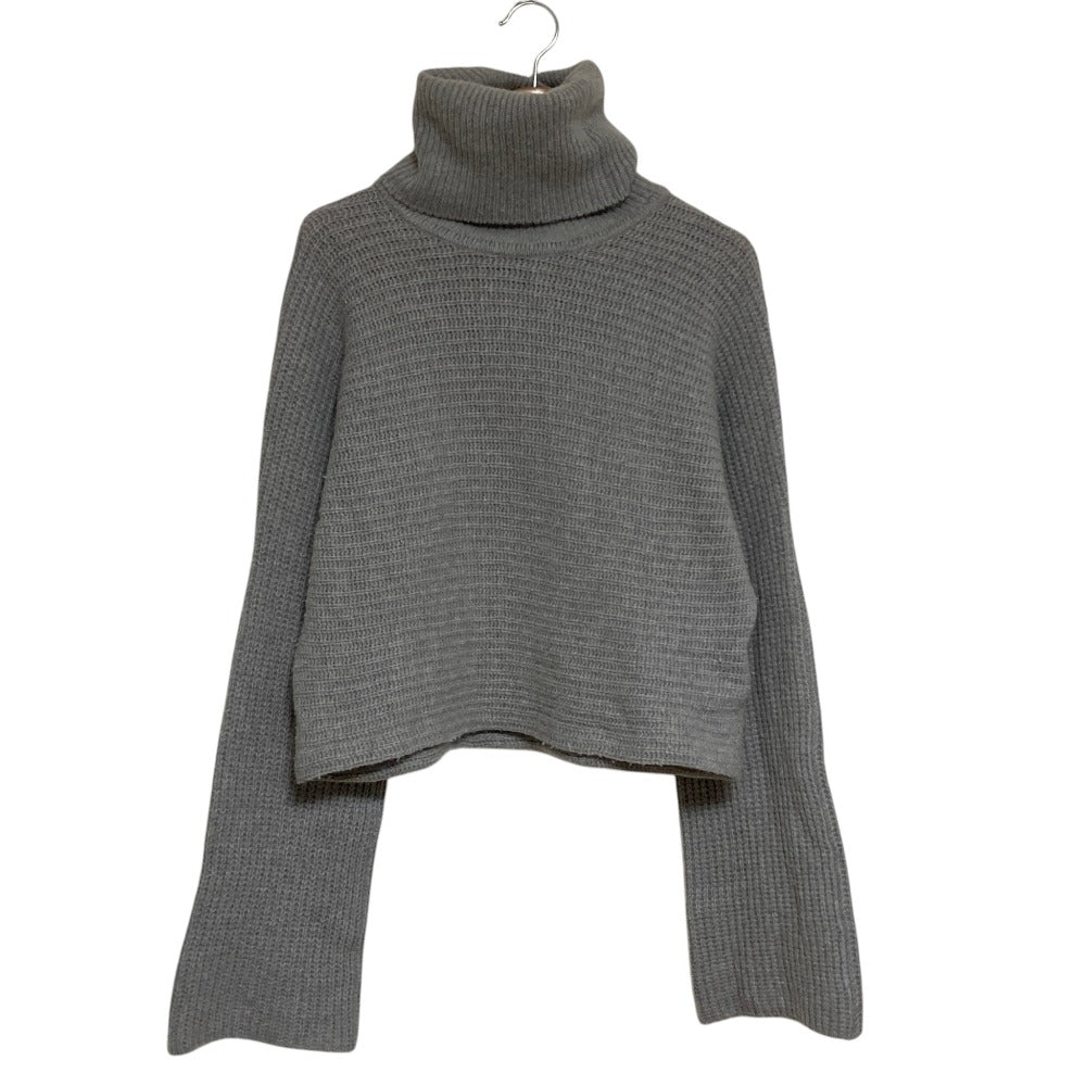フォクシーニューヨーク カシミヤブレンドクロップドタートルネックニット
