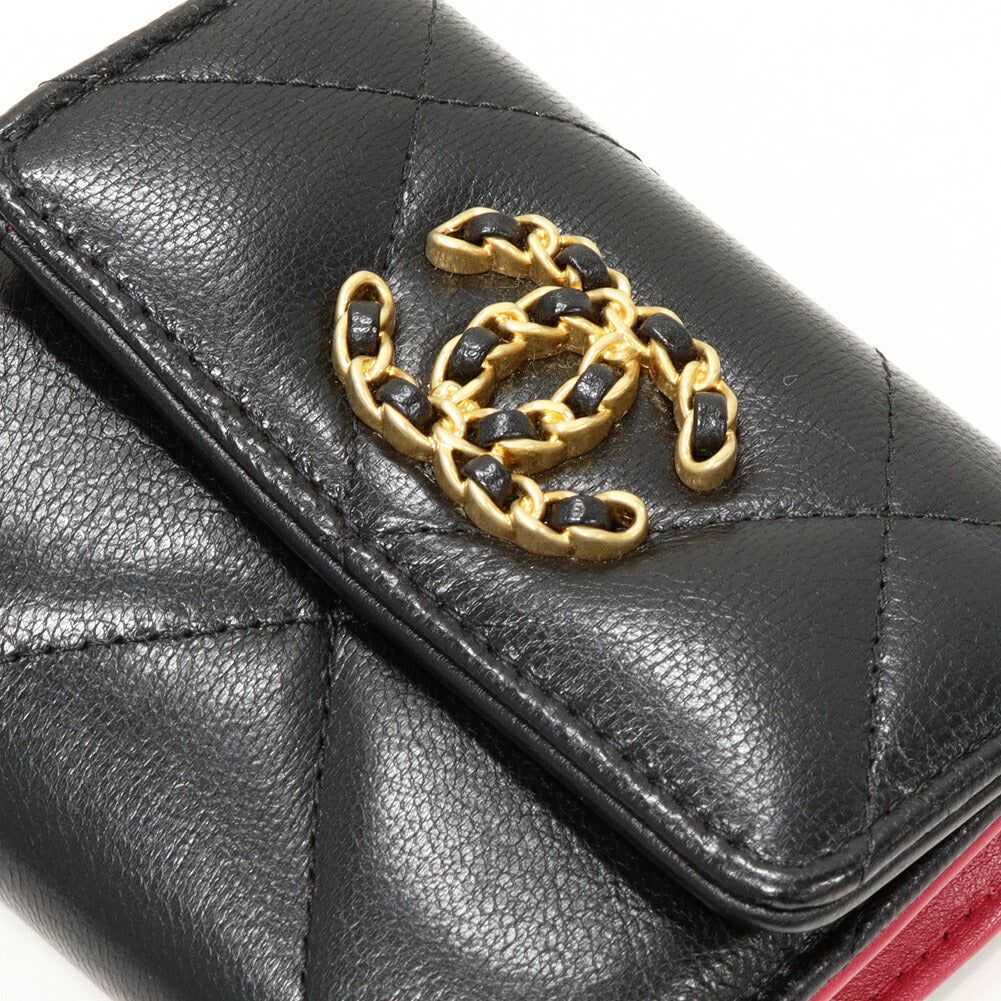 シャネル CHANEL19 スモール フラップ ウォレット ラムスキン