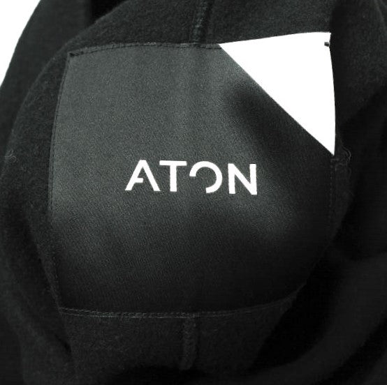 ATON エア ダブル メルトン ローブ コート ブラック