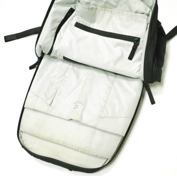 アース Norite Backpack カメラリュック