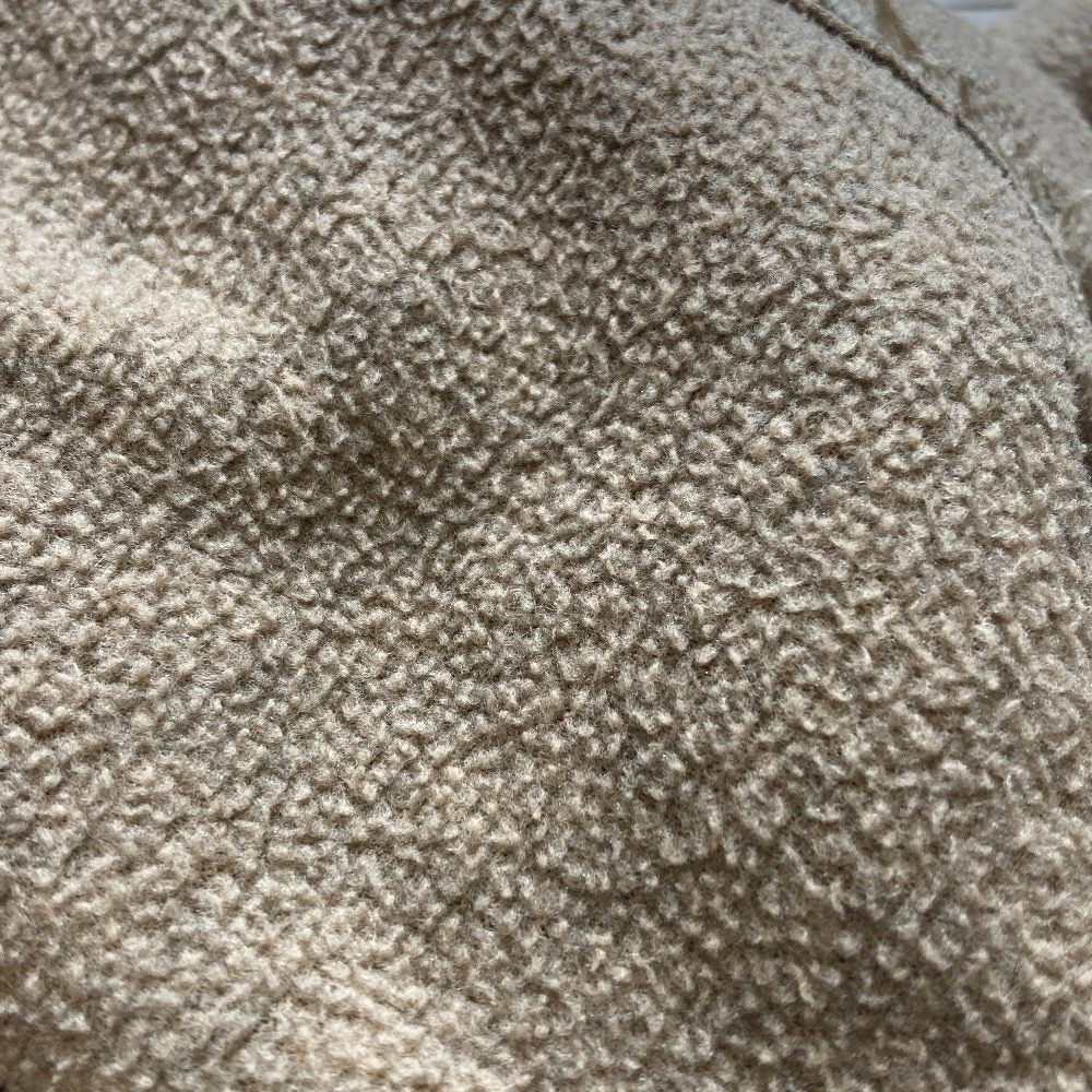 ファーストダウン エコムートンジャケット