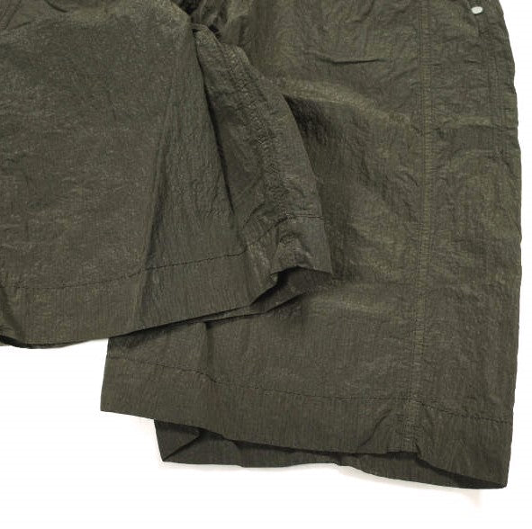 オマールアフリディ PANELLED WIDE SHORTS ナイロンショートパンツ