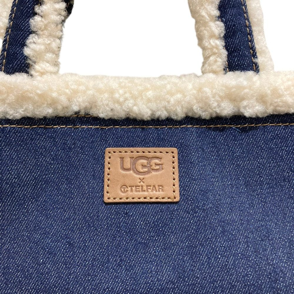 アグ TELFAR ムートンミディアムトートバッグ