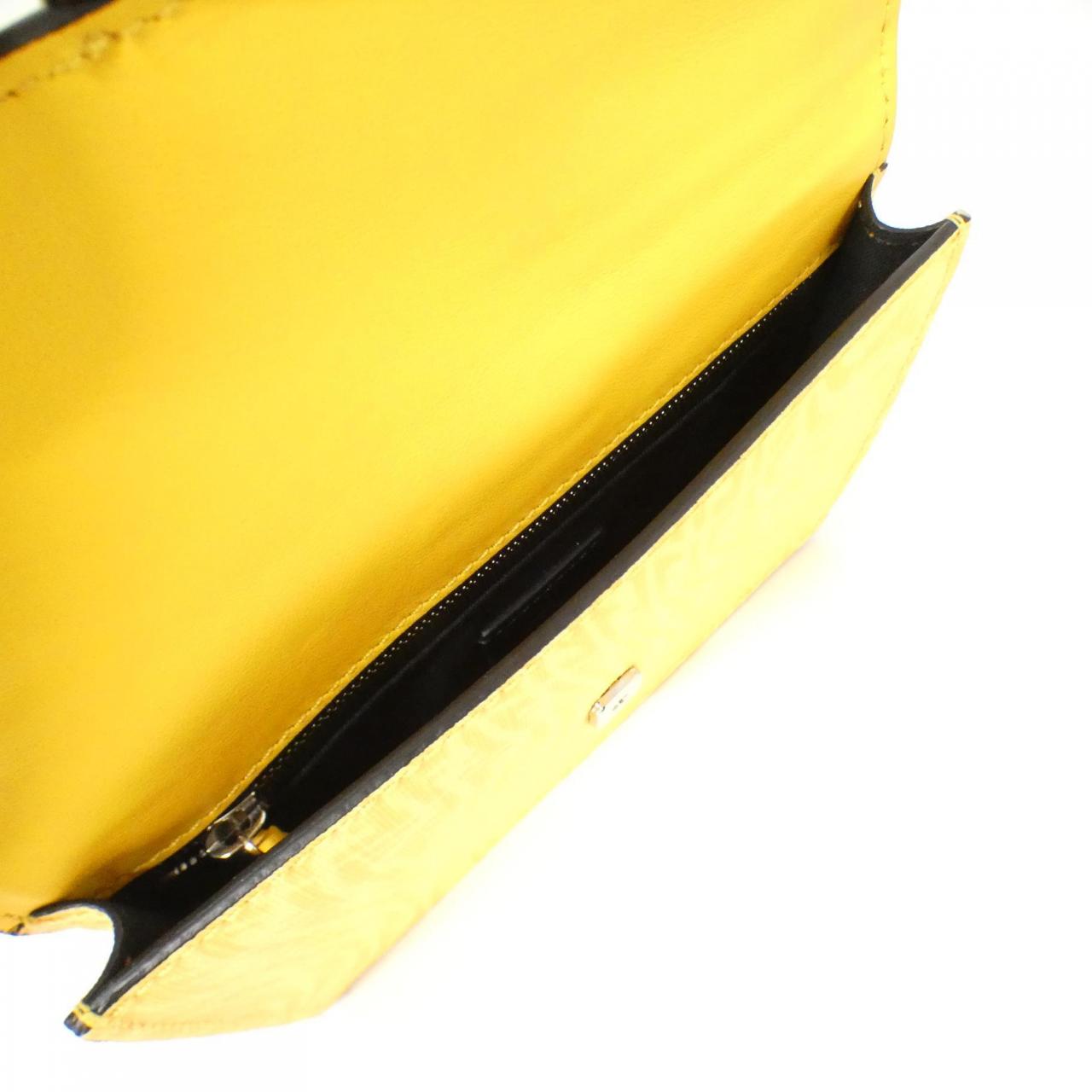 フェンディ バゲット ショルダーバッグ