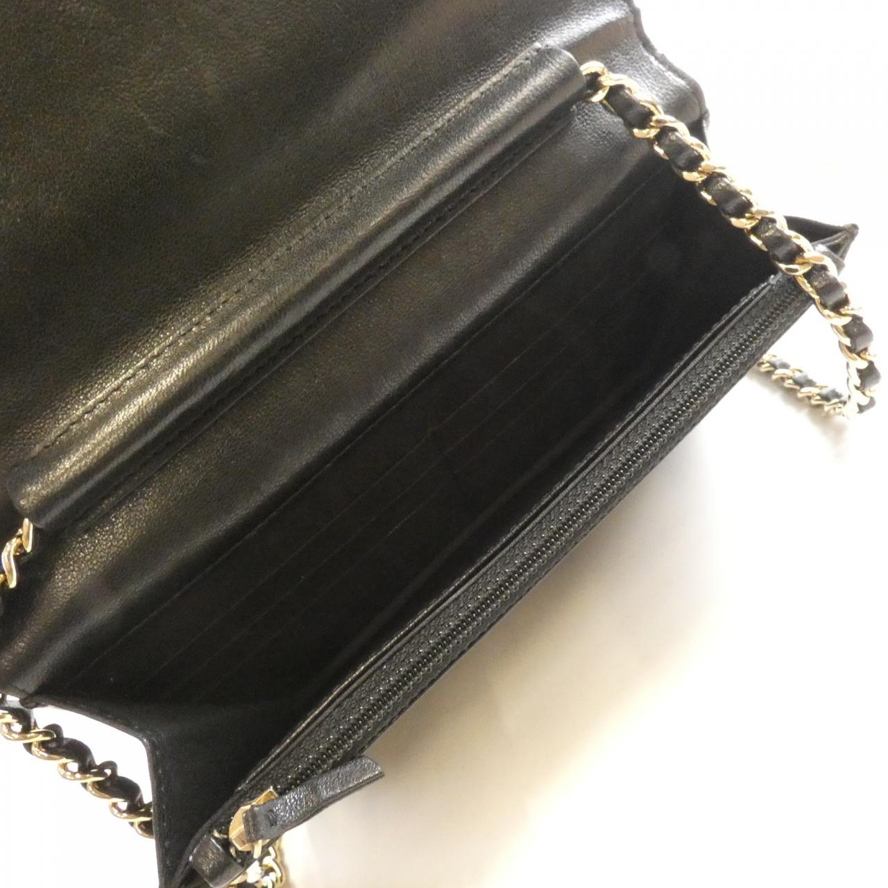 シャネル シープスキン チェーンウォレット